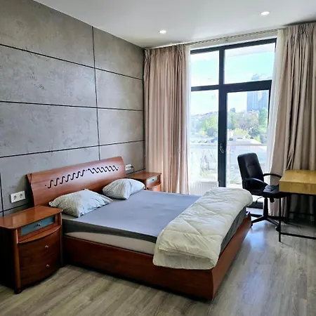 Sky Sea View Arcadia Apartman Odessza